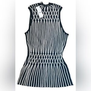 White House Black Market Geometric Black and White Tank Top Size Small